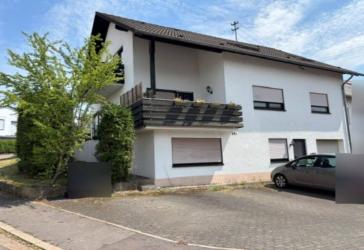 Mehrfamilienhaus in Schmelz