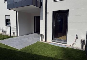 PAF! Neubau! 2-ZKB EG-Whg. mit 11,06 m² Süd-/West-Terrasse, Garten, FBH, elekt. Rollläden., STP!