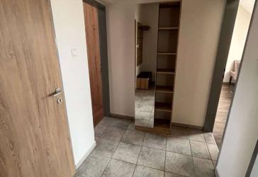 2 Zimmer Wohnung mit garage