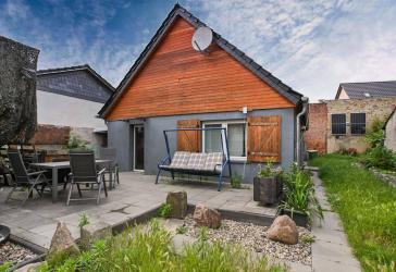 Ein Zuhause zum Wohlfühlen - Modernisiertes Haus mit Kamin in ruhiger Lage