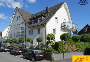 Meschede-Zentrum: Ruhige Maisonette-Wohnung mit Aufzug