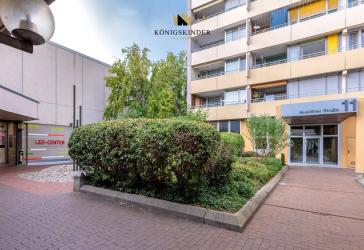 Einziehen und genießen: Komplett modernisierte Aussichtswohnung am Leo-Center!
