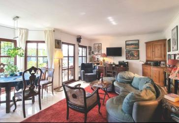 ***Besondere Wohnqualität auf ca. 154 m² Wfl im gepflegten KAMPA Zweifamilienhaus mit traumhaftem Garten***