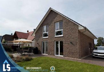 Energieeffizienz trifft Großzügigkeit - exklusives Viebrockhaus auf über 3.000 m² in Stendal