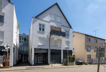 Winnenden: Zentrale 3,5-Zimmer-Stadt-Wohnung mit West-Balkon und Aufzug!