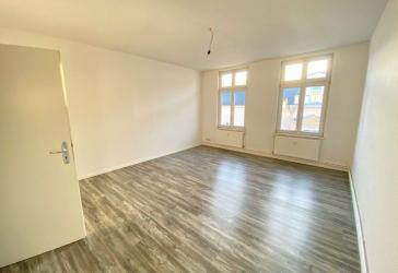 Wunderschöne Altbauwohnung in der Innenstadt zu vermieten!