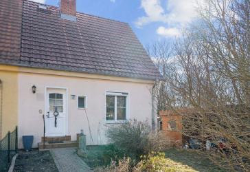 Charmante 3-Zimmer-Doppelhaushälfte in ruhiger Lage von Blankenfelde-Mahlow