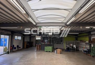 Verkaufshalle im Gewerbegebiet zu vermieten