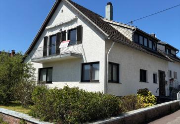 Gepflegtes Ein- bis Zweifamilienhaus, top Lage