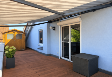 Wohnen auf zwei Ebenen - außergewöhnlicher Balkon inklusive
