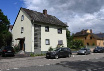 Dreifamilienhaus mit Nießbrauchrecht im Erdgeschoss - solide Kapitalanlage mit langfristiger Perspektive!