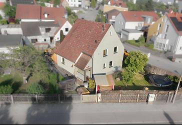 'Charmantes Einfamilienhaus auf Eckgrundstück in bester Wohnlage von Regensburg!'