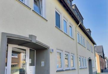 Modernisierte 2,5 Zi. Erdgeschosswohnung in Fuhlenbrock mit Garage