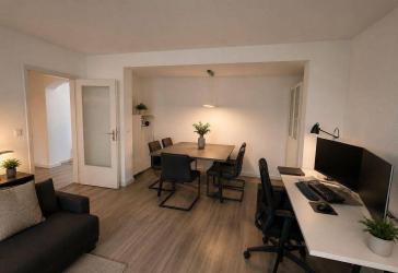 Zwei Zimmer Eigentumswohnung, ca. 67 m2, im Zentrum von Düsseldorf