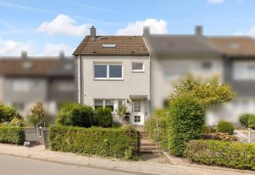 Reihenendhaus in bevorzugter und grüner Lage in Velbert-Neviges