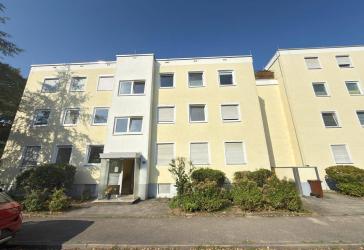 Frisch gestrichen und sofort frei - 3 Zimmer- Wohnung zum Einziehen oder neu Vermieten, Kirchheim