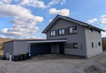 Neubau Einfamilienhaus (KFW 40) mit Doppelgarage und großer Terrasse