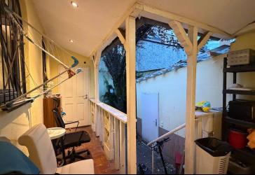 Zimmer in 5er-WG frei, zentrale Lage