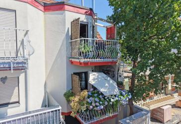 ZENTRALE 4 ZIMMER MAISONETTE MIT URLAUBSFLAIR - bezugsfrei nach Vereinbarung