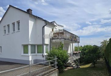 Top attraktives 3-Parteienhaus, sehr schöne Lage, EG frei, Investment mit Werthaltigkeit