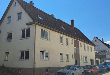 Mehrfamilien Haus mit Gartenanteil im Rohbau / Umbau