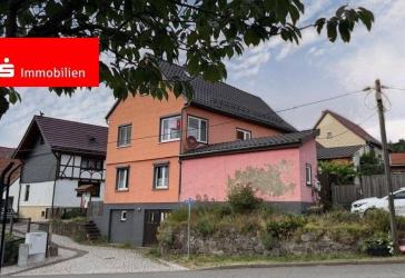 Freistehendes Einfamilienhaus mit Ausblick