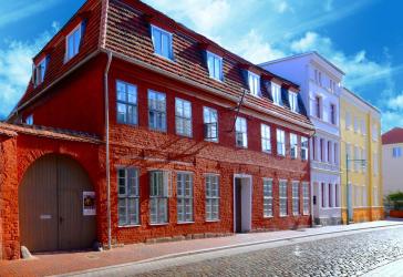 BUSCH-IMMOBILIEN ~ Terrassenwohnung mit Vollausstattung!