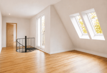 Maisonette-Traum im Seitenflügel mit Terrasse und Balkon