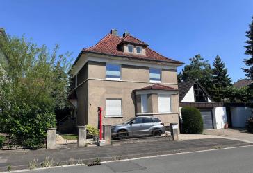 Grundsolides 1-2 Familienhaus in TOP-Innenstadtlage...