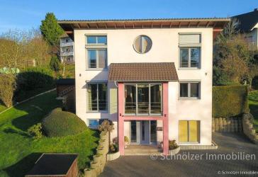 Neuwertiges EFH: modern & energieeffizient