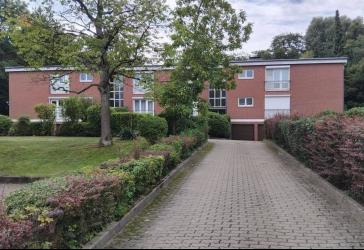 3 Zimmer Eigentumswohnung mit großer Terrasse, Nähe Stadtzentrum Schenefeld, - provisionsfrei -