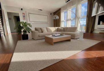 Exklusive, sonnige Familienwohnung - 4-ZKB mit Balkon direkt am Rebstockpark