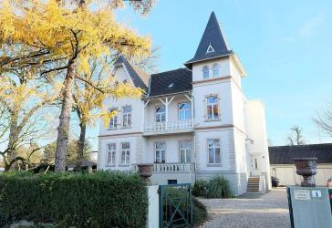 Vorschaubild Villa