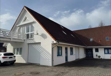 Provisionsfrei !!! Top Gewerbeanwesen mit Halle und schöner Betriebsleiterwohnung