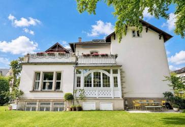 Vorschaubild Villa