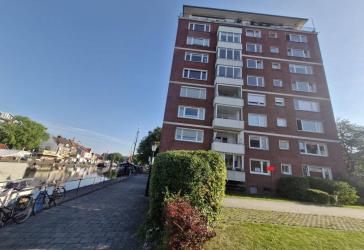 Emden - direkt am Delft ! Komplett saniertes 1-Zimmer-Appartement im Erdgeschoss !
