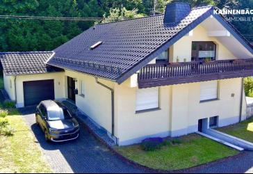 Großzügiges Einfamilienhaus auf 908 m² Grundstück - sofort bezugsfrei