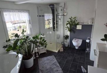 Provisionsfrei! Sehr schönes, außergewöhnliches 1-Familienferienhaus auf einem kaum einsehbarem, gepflegtem Pachtgrundstück zu verk.