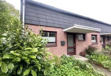 Interessantes Endreihenhaus mit Loggia und Einliegerwohnung