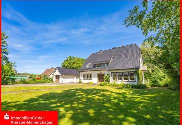 S-IMMO: Besonderes Einfamilienhaus mit Garage und großem Grundstück im Herzen von Meinerzhagen!