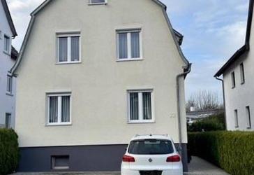 Lichtdurchflutetes Einfamilienhaus in attraktiver Wohnlage