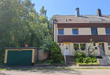 Erstklassige Lage in Zirndorf-Weiherhof sucht neue Bewohner mit Modernisierungsideen