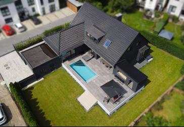 Luxushaus mit Pool, Spa-Bad & 140 m² Wohnkeller - modernes Wohnen in Toplage von Peine