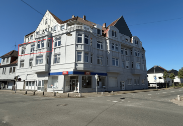 5-Zimmer-Wohnung mit Balkon und 130 m² in Nordenham, Viktoriastraße