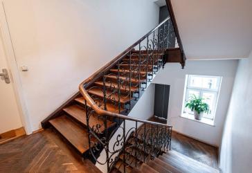 Altbau-Liebe im Herzen des Französischen Viertels