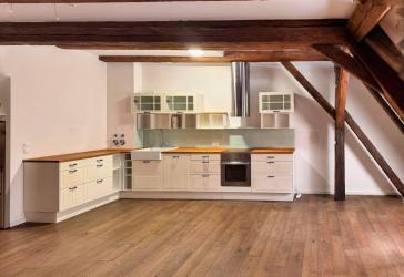 seltene Gelegenheit: 3-stöckige Maisonette am Augsburger Dom mit exklusiver Dachterrasse