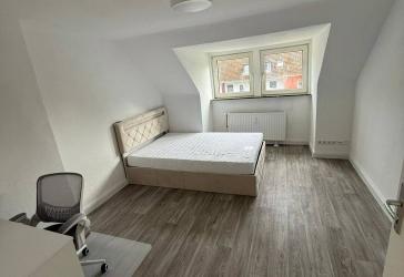 5er WG – Uni nah, renoviert, möbliert, ab 01.07.