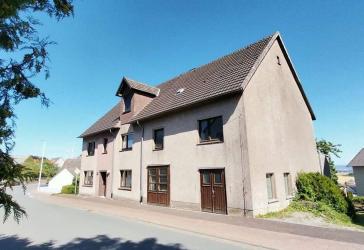 Einfamilienhaus mit Werkstatt - Raum zum Leben und Gestalten