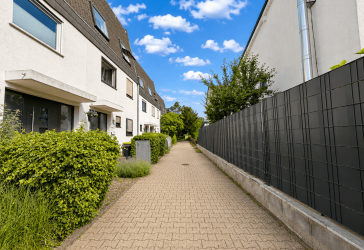 Familienfreundliches Reihenhaus mit 6 Zimmern, Garten & Stellplatz in Rosbach v. d. Höhe