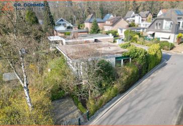 Bungalow mit zwei Wohnungen und idyllischem Garten in Wassenberg-Oberstadt